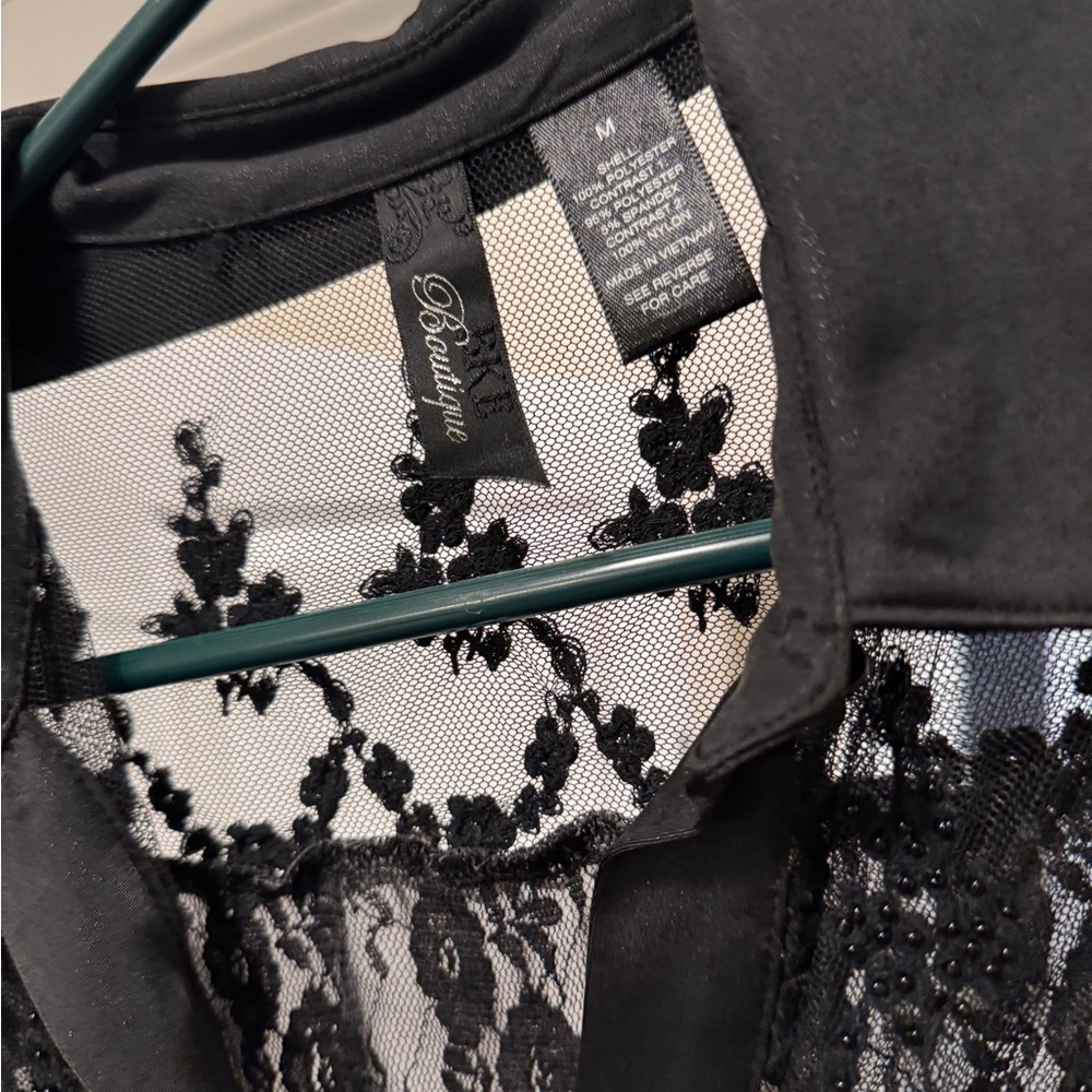 Medium blouse - Picture 3 of 3